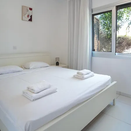 Resitour - Kings Gardens * Paphos